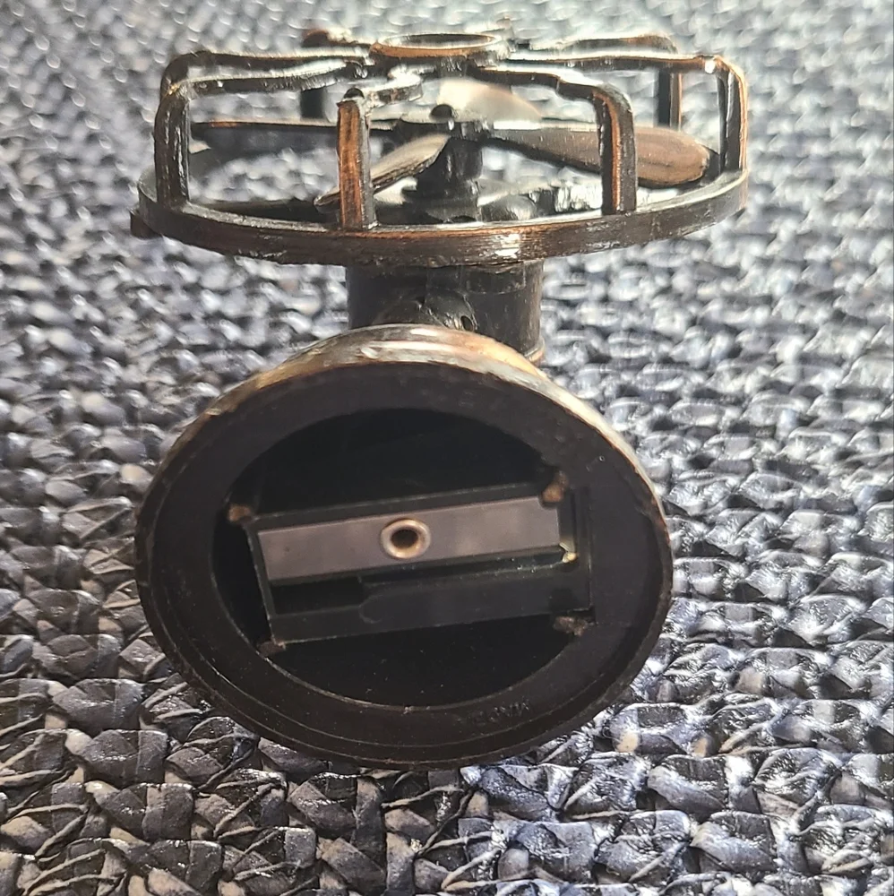 Die cast metal miniature fan pencil sharpener 3